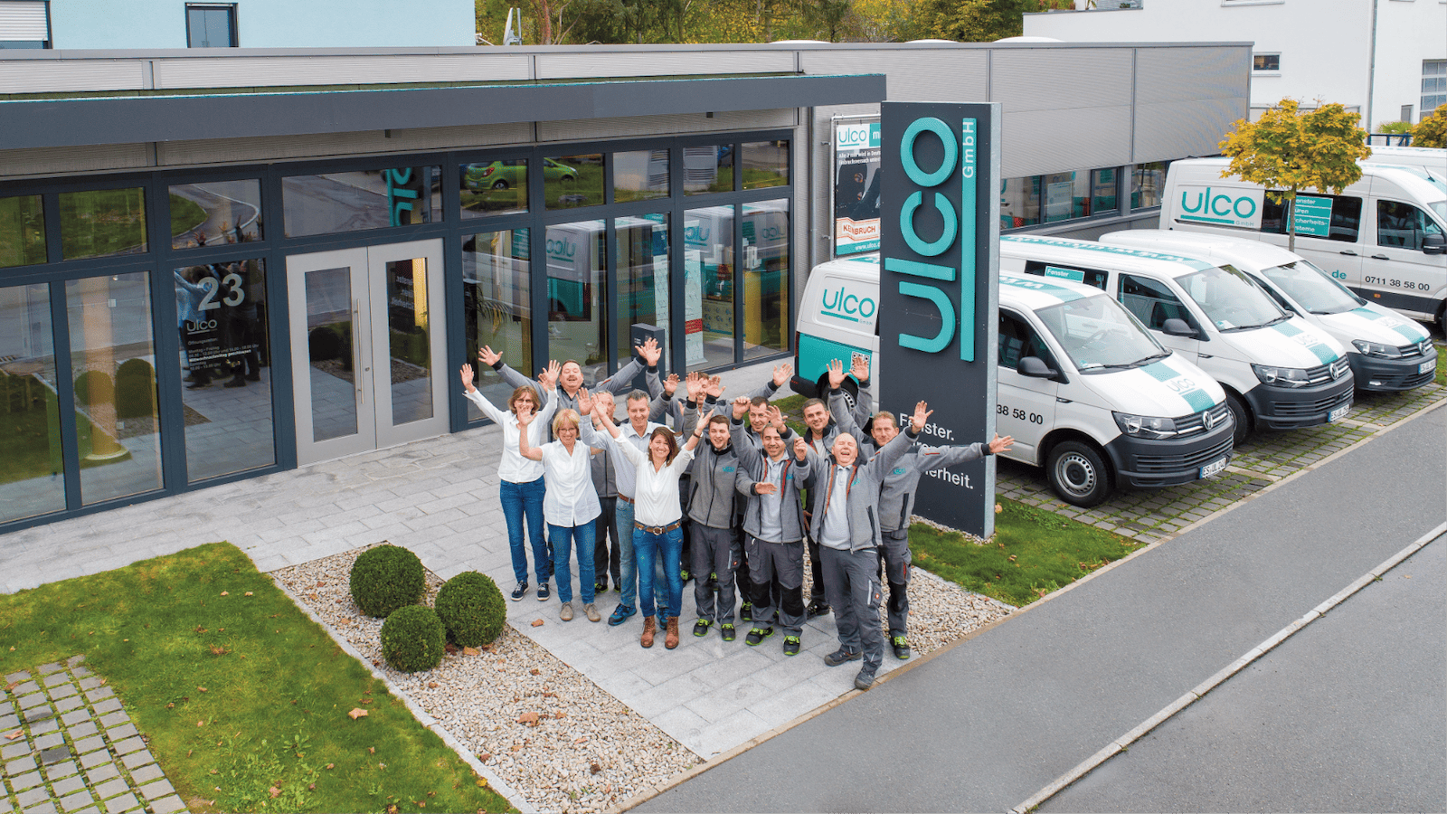 Persönlicher Service, starke Beratung und zuverlässige Montage – das engagierte Team von ULCO steht für Qualität, Erfahrung und individuelle Lösungen rund um Fenster, Türen und Sonnenschutz.